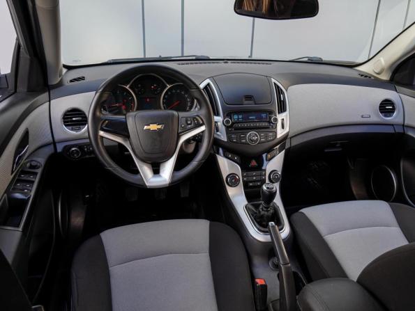 Chevrolet Cruze I Рестайлинг с пробегом 2013 года, цена 885 000 рублей, 137568 км, седан, Автокод Объявления