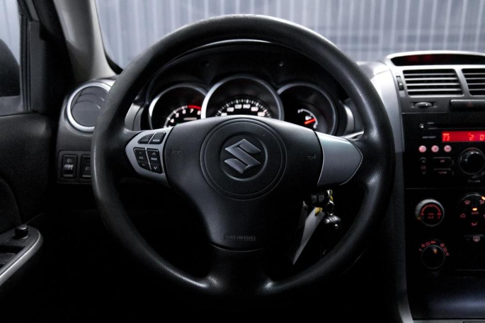 Suzuki Grand Vitara I Рестайлинг Тюмень  - изображение 15