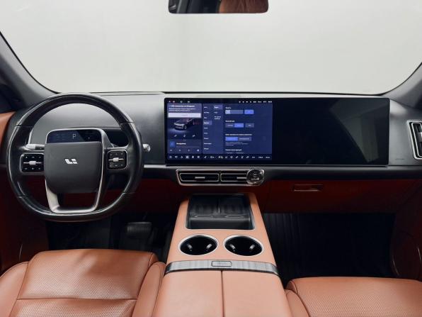 Li Auto (Lixiang) L7 I Рестайлинг с пробегом 2024 года, цена 6 300 000 рублей, 58110 км, внедорожник, Автокод Объявления