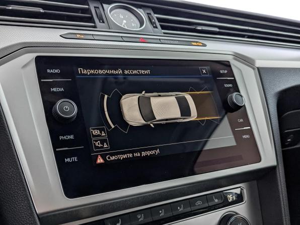 Volkswagen Passat B8 с пробегом 2019 года, цена 2 090 000 рублей, 116847 км, седан, Автокод Объявления