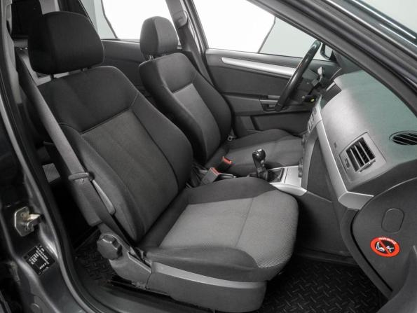 Opel Astra H Рестайлинг с пробегом 2011 года, цена 819 000 рублей, 107270 км, универсал, Автокод Объявления