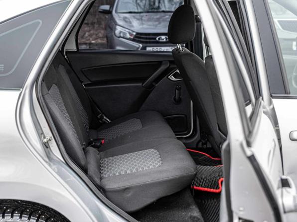 Lada (ВАЗ) Granta I Рестайлинг с пробегом 2022 года, цена 570 000 рублей, 77036 км, хэтчбек, Автокод Объявления