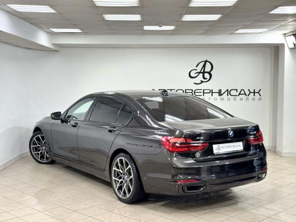 BMW 7 серии VI (G11/G12) с пробегом 2016 года, цена 3 450 000 рублей, 95537 км, седан, Автокод Объявления