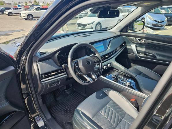 Changan CS95 I Рестайлинг 2 с пробегом 2024 года, цена 3 299 995 рублей, 42127 км, внедорожник, Автокод Объявления