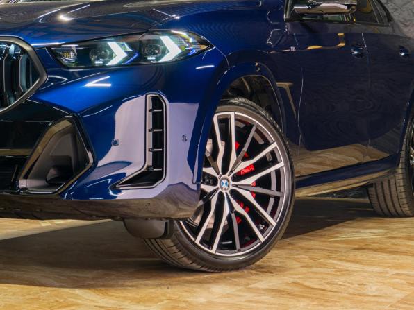 Новый BMW X6 III (G06) Рестайлинг 2026 года, цена 16 590 000 рублей, внедорожник, Автокод Объявления