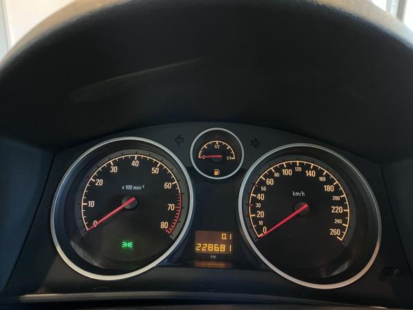 Opel Astra H Рестайлинг с пробегом 2008 года, цена 341 000 рублей, 228676 км, седан, Автокод Объявления