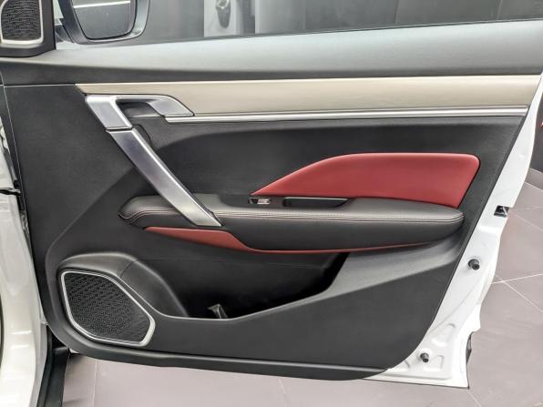 Geely Coolray I с пробегом 2023 года, цена 1 915 000 рублей, 24508 км, внедорожник, Автокод Объявления