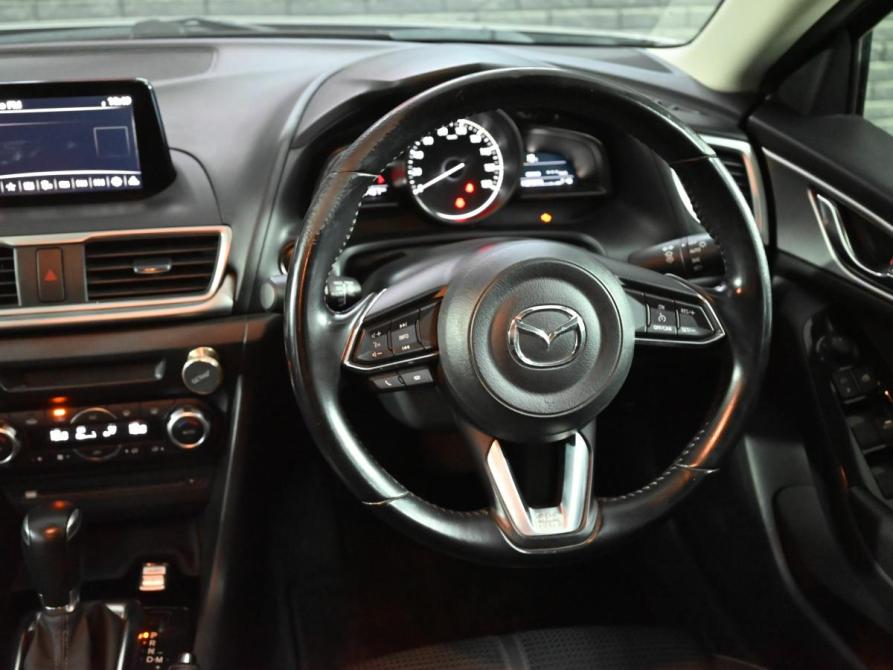 Mazda Axela III Рестайлинг Екатеринбург  - изображение 11