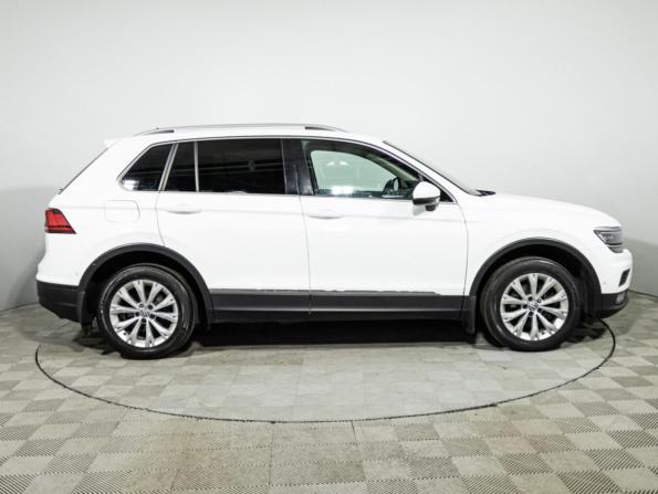 Volkswagen Tiguan II с пробегом 2017 года, цена 2 149 700 рублей, 126485 км, внедорожник, Автокод Объявления