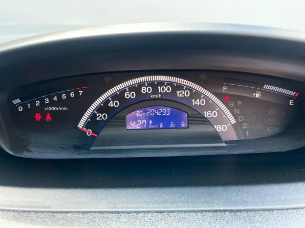 Honda Freed I Рестайлинг с пробегом 2012 года, цена 1 155 000 рублей, 204293 км, компактвэн, Автокод Объявления
