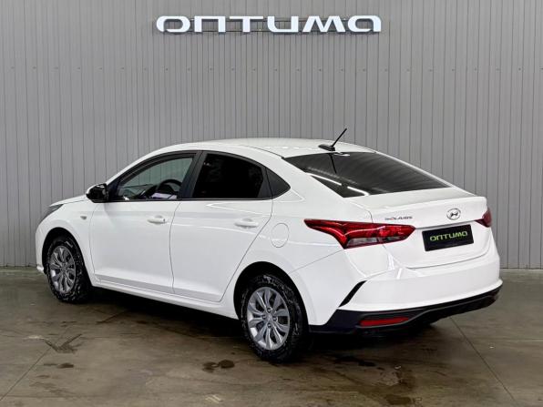 Hyundai Solaris II Рестайлинг с пробегом 2022 года, цена 1 697 000 рублей, 67739 км, седан, Автокод Объявления