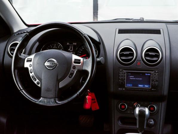 Nissan Qashqai I Рестайлинг с пробегом 2011 года, цена 1 249 000 рублей, 160471 км, внедорожник, Автокод Объявления