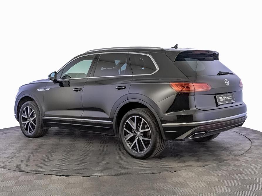 Volkswagen Touareg III Москва  - изображение 7
