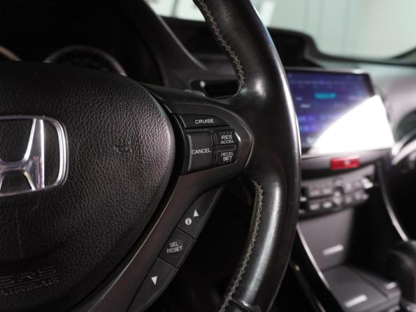 Honda Accord VIII Рестайлинг с пробегом 2012 года, цена 1 299 000 рублей, 179541 км, седан, Автокод Объявления