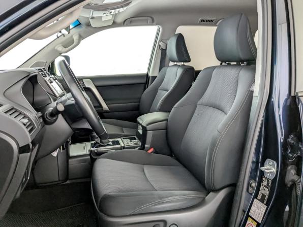 Toyota Land Cruiser Prado 150 Series Рестайлинг 2 с пробегом 2018 года, цена 4 655 000 рублей, 97640 км, внедорожник, Автокод Объявления