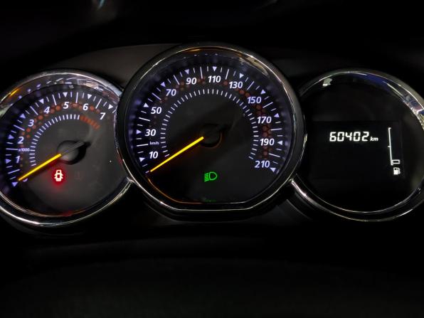 Renault Logan II Рестайлинг с пробегом 2019 года, цена 1 185 000 рублей, 60399 км, седан, Автокод Объявления