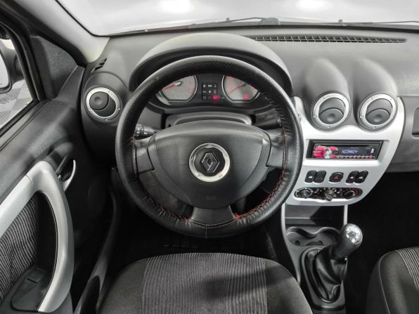 Renault Logan I Рестайлинг с пробегом 2013 года, цена 449 000 рублей, 163428 км, седан, Автокод Объявления