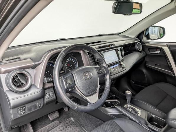 Toyota RAV4 IV (XA40) Рестайлинг с пробегом 2018 года, цена 2 160 000 рублей, 193978 км, внедорожник, Автокод Объявления