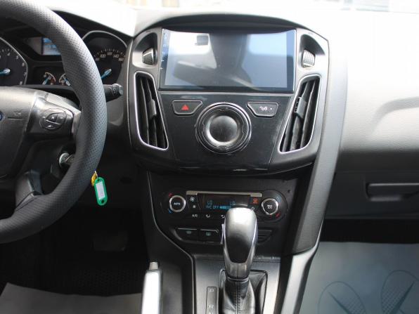 Ford Focus III с пробегом 2012 года, цена 648 000 рублей, 191551 км, универсал, Автокод Объявления