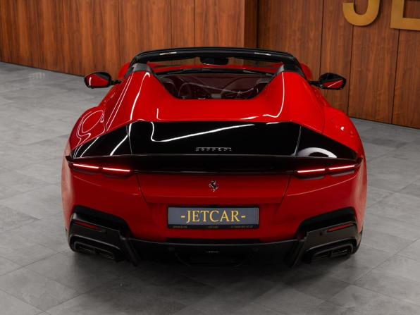 Ferrari 12Cilindri с пробегом 2025 года, цена 74 900 000 рублей, 96 км, кабриолет, Автокод Объявления