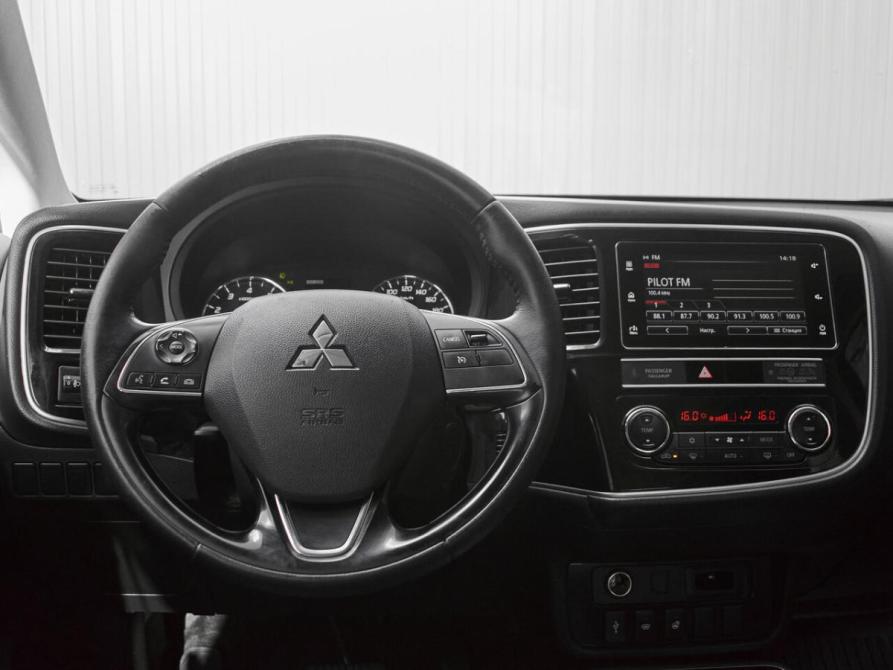 Mitsubishi Outlander III Рестайлинг 3 Екатеринбург  - изображение 12