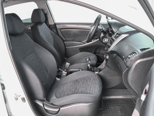 Hyundai Solaris I Рестайлинг с пробегом 2014 года, цена 1 120 000 рублей, 82829 км, седан, Автокод Объявления