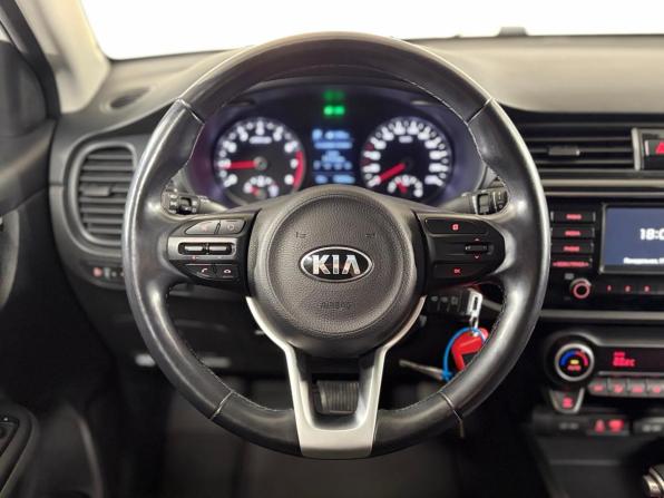 Kia Rio IV с пробегом 2017 года, цена 1 330 000 рублей, 79354 км, седан, Автокод Объявления