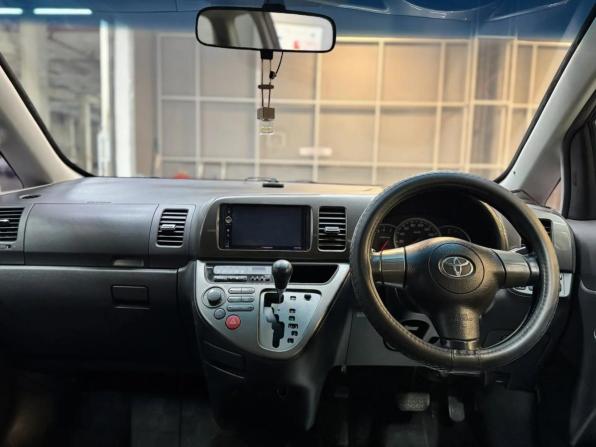 Toyota Wish I Рестайлинг с пробегом 2005 года, цена 847 000 рублей, 290000 км, минивэн, Автокод Объявления