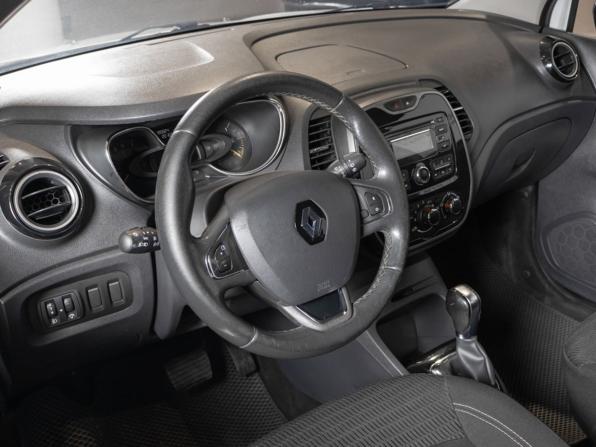 Renault Kaptur I с пробегом 2016 года, цена 1 202 000 рублей, 195821 км, внедорожник, Автокод Объявления
