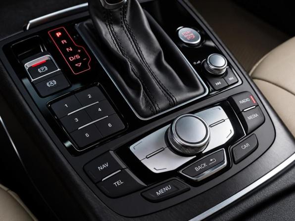 Audi A6 IV (C7) Рестайлинг с пробегом 2017 года, цена 2 679 000 рублей, 187660 км, седан, Автокод Объявления