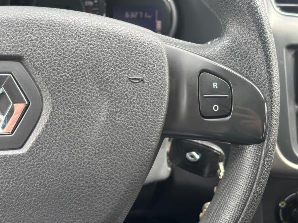 Renault Sandero II с пробегом 2016 года, цена 849 000 рублей, 63000 км, хэтчбек, Автокод Объявления