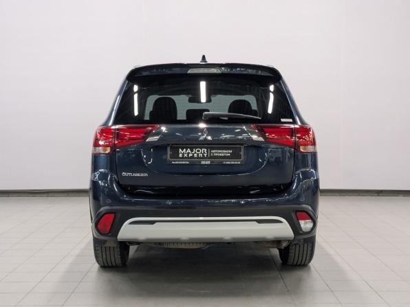 Mitsubishi Outlander III Рестайлинг 3 с пробегом 2021 года, цена 2 780 000 рублей, 111269 км, внедорожник, Автокод Объявления