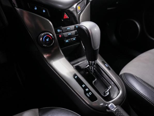 Chevrolet Cruze I Рестайлинг с пробегом 2013 года, цена 642 000 рублей, 221147 км, седан, Автокод Объявления