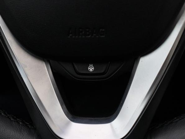 BMW 3 серии VII (G2x) Рестайлинг с пробегом 2023 года, цена 5 600 000 рублей, 41734 км, седан, Автокод Объявления