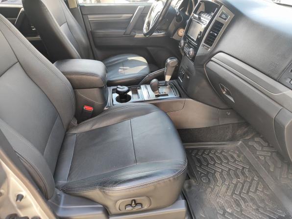 Mitsubishi Pajero IV Рестайлинг 2 с пробегом 2019 года, цена 3 419 000 рублей, 173415 км, внедорожник, Автокод Объявления