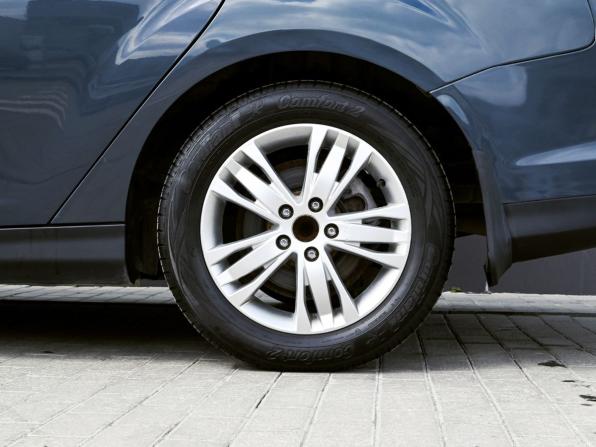 Ford Focus III с пробегом 2012 года, цена 839 000 рублей, 136065 км, седан, Автокод Объявления