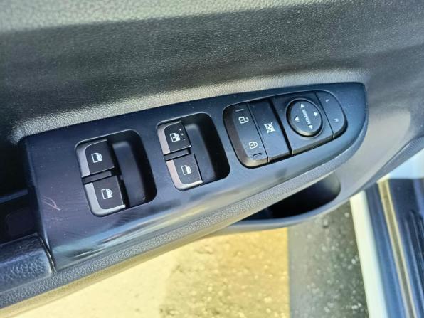 Kia Rio IV с пробегом 2019 года, цена 869 995 рублей, 333565 км, седан, Автокод Объявления