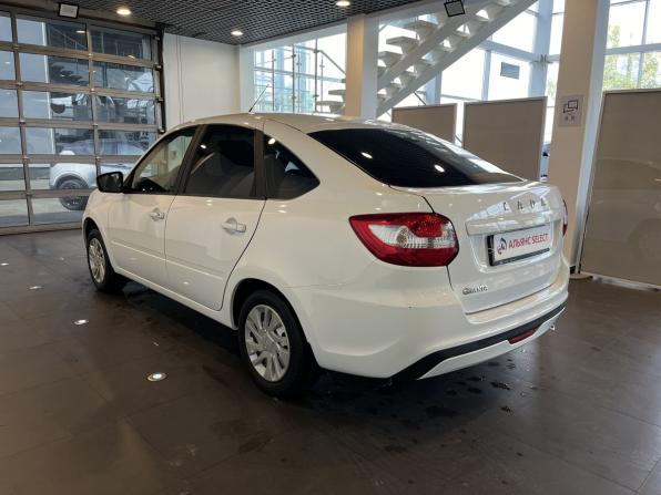 Lada (ВАЗ) Granta I Рестайлинг с пробегом 2024 года, цена 825 000 рублей, 64102 км, лифтбек, Автокод Объявления