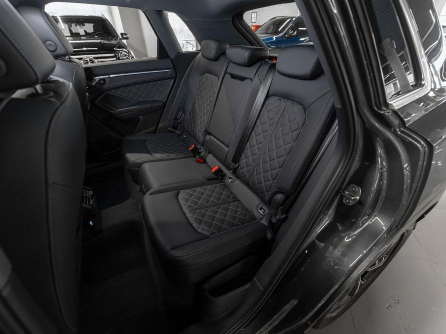 Audi Q3 II (F3) Москва  - изображение 20