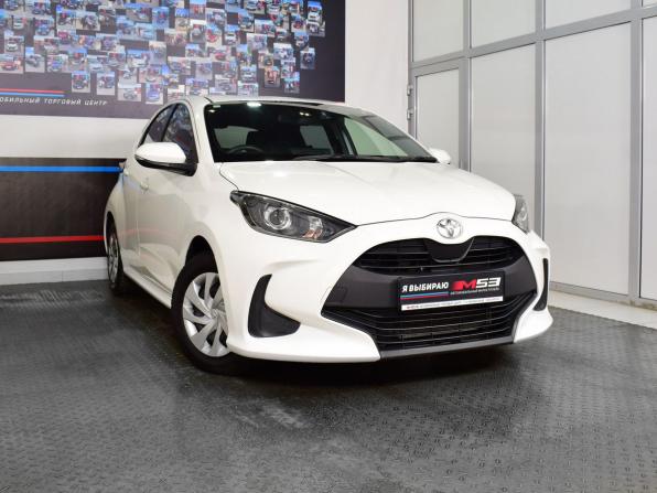 Toyota Yaris IV с пробегом 2021 года, цена 1 085 995 рублей, 95537 км, хэтчбек, Автокод Объявления
