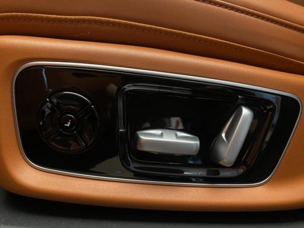 Li Auto (Lixiang) L8 I с пробегом 2023 года, цена 5 597 000 рублей, 42000 км, внедорожник, Автокод Объявления