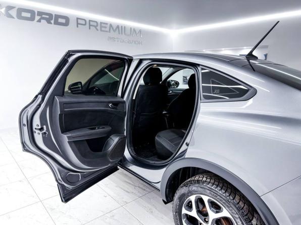 Renault Arkana I с пробегом 2019 года, цена 1 670 000 рублей, 77702 км, внедорожник, Автокод Объявления
