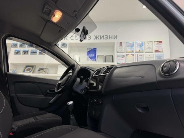 Renault Logan II Рестайлинг с пробегом 2021 года, цена 1 010 000 рублей, 109337 км, седан, Автокод Объявления