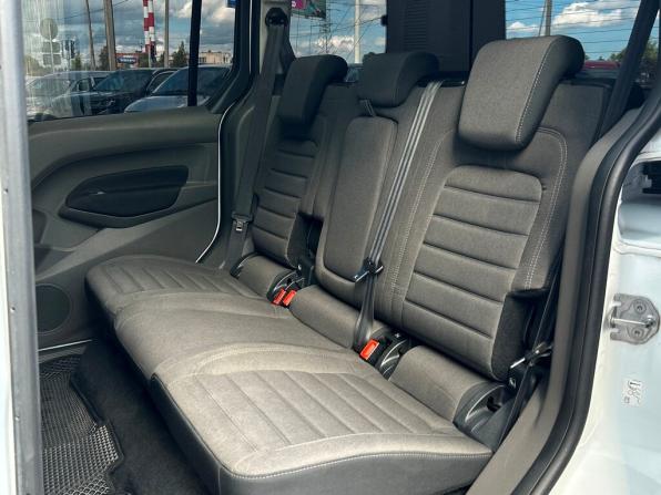 Ford Tourneo Connect II Рестайлинг с пробегом 2019 года, цена 1 584 800 рублей, 181023 км, минивэн, Автокод Объявления