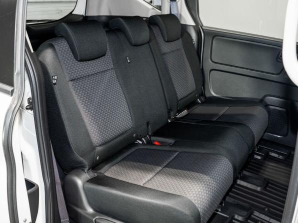 Honda Freed II с пробегом 2017 года, цена 1 315 000 рублей, 194000 км, компактвэн, Автокод Объявления