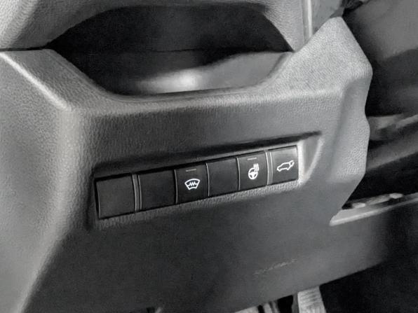 Toyota RAV4 V (XA50) с пробегом 2021 года, цена 3 699 000 рублей, 160000 км, внедорожник, Автокод Объявления