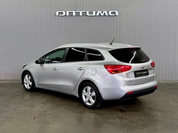 Kia Ceed II с пробегом 2014 года, цена 997 000 рублей, 190123 км, универсал, Автокод Объявления