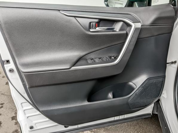 Toyota RAV4 V (XA50) с пробегом 2021 года, цена 3 590 000 рублей, 98544 км, внедорожник, Автокод Объявления
