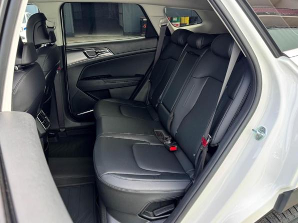 Kia Sportage V с пробегом 2023 года, цена 3 749 000 рублей, 12023 км, внедорожник, Автокод Объявления