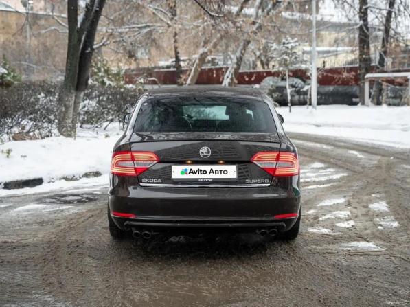 Skoda Superb II Рестайлинг с пробегом 2013 года, цена 1 400 000 рублей, 201915 км, лифтбек, Автокод Объявления